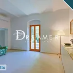 Rent 6 bedroom apartment of 150 m² in Florence