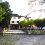 Rent 4 bedroom house of 191 m² in Campanet