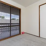 Rent 2 bedroom apartment in Wanniassa