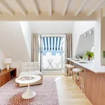 Rent 1 bedroom apartment of 431 m² in Paris