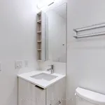 Rent 2 bedroom apartment of 99 m² in Vaughan (Vaughan Corporate Centre)