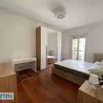 Rent 3 bedroom apartment of 80 m² in Milan