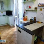 Rent 3 bedroom apartment of 98 m² in Genoa