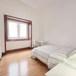 Rent a room in lisbon