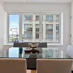 Rent 2 bedroom apartment of 162 m² in New York