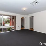 Rent 3 bedroom house in  Armadale WA 6112                        