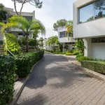 Rent 5 bedroom apartment of 800 m² in Marbella