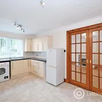 Rent 2 bedroom flat in Aberdeen