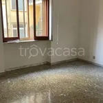 Affitto 3 camera appartamento di 80 m² in Caserta