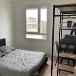 Appartement de 66 m² avec 4 chambre(s) en location à SUR RHONE