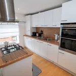 Rent 2 bedroom flat in Glasgow