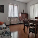 Rent 4 bedroom apartment of 80 m² in Rovegno