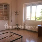 Rent 4 bedroom apartment of 95 m² in Roma