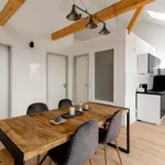 Rent 1 bedroom apartment of 75 m² in Leipzig