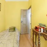 Rent 2 bedroom apartment in Porto