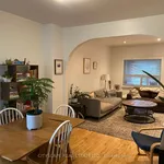 Rent 4 bedroom house of 102 m² in Toronto