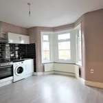 Rent 2 bedroom apartment of 62 m² in London