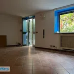 Rent 2 bedroom apartment of 58 m² in Naples