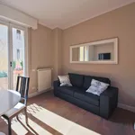 Rent 2 bedroom apartment of 70 m² in Florence