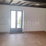 Appartement de 67 m² avec 3 chambre(s) en location à Saint-Fargeau