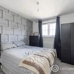 Rent 1 bedroom apartment in Edinburgh