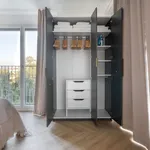 Rent 2 bedroom apartment of 46 m² in Zürich