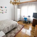 Rent 4 bedroom apartment in Bilbao