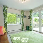 Rent 4 bedroom house in Wales