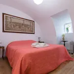 Rent 1 bedroom apartment of 62 m² in lisbon