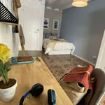 Rent a room of 140 m² in barcelona