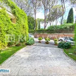 Rent 5 bedroom apartment of 300 m² in Rome