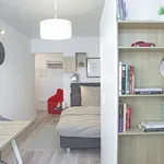 Rent 1 bedroom apartment of 24 m² in Düsseldorf