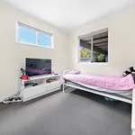 Rent 3 bedroom house in Crestmead