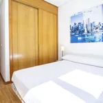 Rent 2 bedroom apartment of 45 m² in Madrid