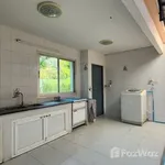 Rent 4 bedroom house of 320 m² in Bangkok