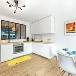 Rent 1 bedroom apartment of 33 m² in Dusseldorf