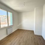 Appartement de 55 m² avec 3 chambre(s) en location à TOULON