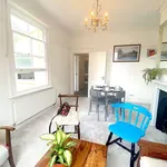 Flat to rent in Victoria Terrace, Kingsway, Hove BN3