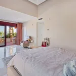 Alquilo 3 dormitorio apartamento de 260 m² en San Pedro de Alcántara