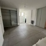 Rent 4 bedroom apartment of 90 m² in Palermo