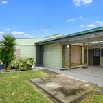 Rent 3 bedroom apartment in Opossum Bay