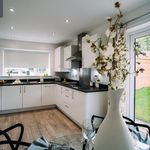 Rent 3 bedroom house in East Midlands