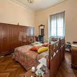 Rent 5 bedroom apartment of 180 m² in Turin