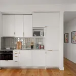 Rent 4 bedroom apartment of 43 m² in Lisboa