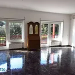 Rent 6 bedroom apartment of 142 m² in Genoa