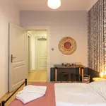 Rent a room of 90 m² in Prague