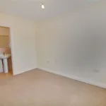 Rent 3 bedroom house in Leeds