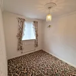 Rent 2 bedroom flat in High Peak