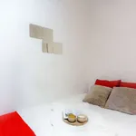 Rent a room in madrid