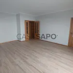 Rent 2 bedroom apartment of 97 m² in Cidade da Maia